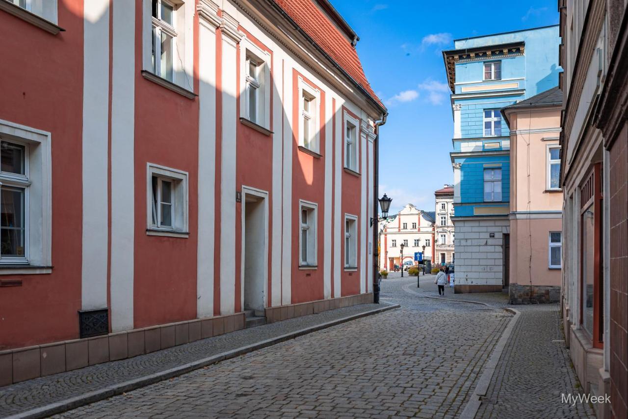 Apartament Z Historia, Klahra Myweek Lądek-Zdrój エクステリア 写真